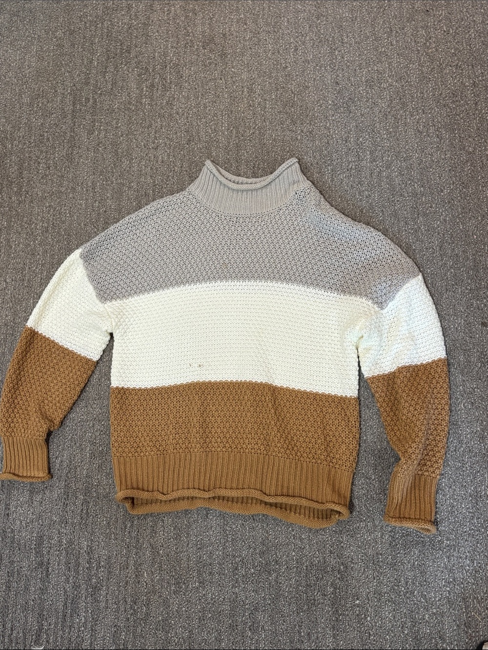 Women’s Amazon Colorblock Knit Sweater in Gray, White & Brown